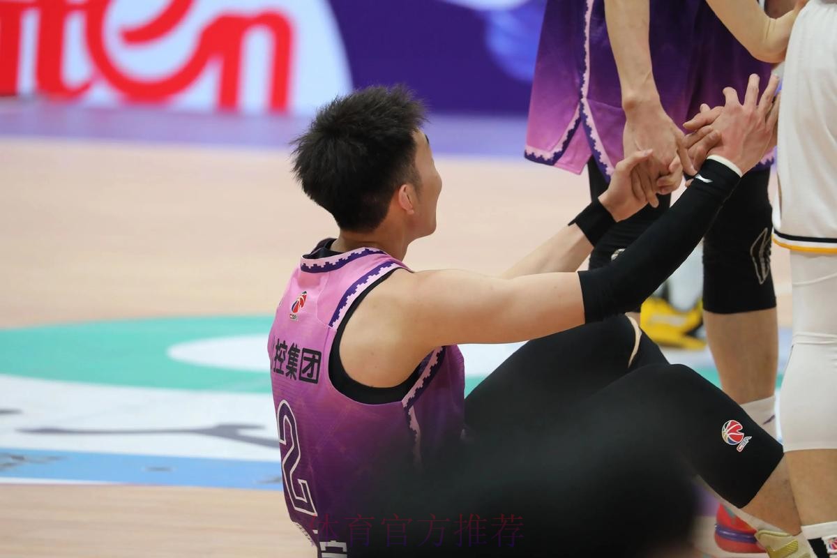 廖三宁三分绝杀领衔20大好球